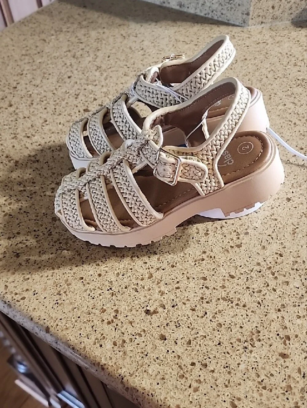 art class Braided Tan/Beige Kids Sandals with Buckle NWT.